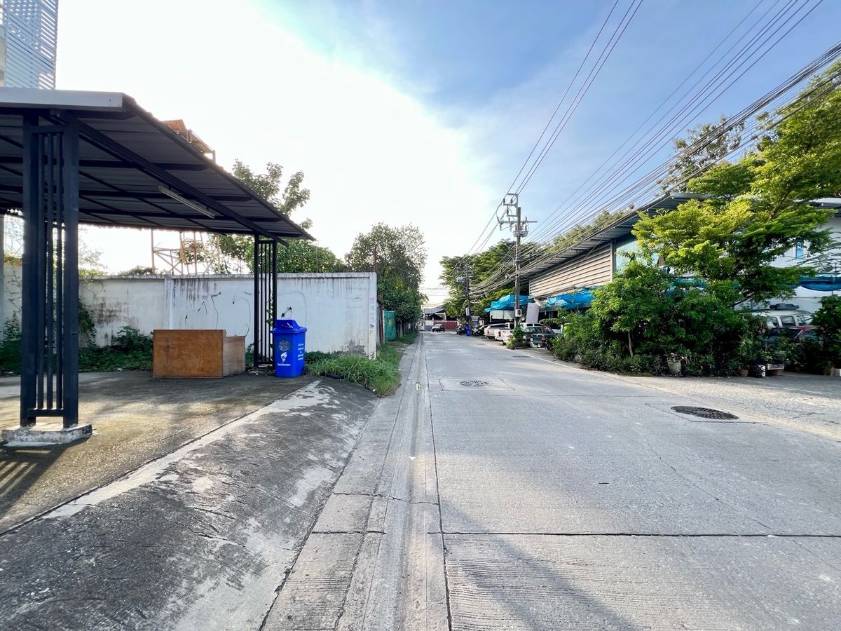 ขายอาคารพาณิชย์บางนา แบริ่ง ลาซาล : ขายถูกอาคารพาณิชย์ 2 คูหา 4 ชั้น 70 ตารางวา ใกล้ BTS แบริ่ง ทำเลดี เดินทางสะดวกหลายเส้นทาง