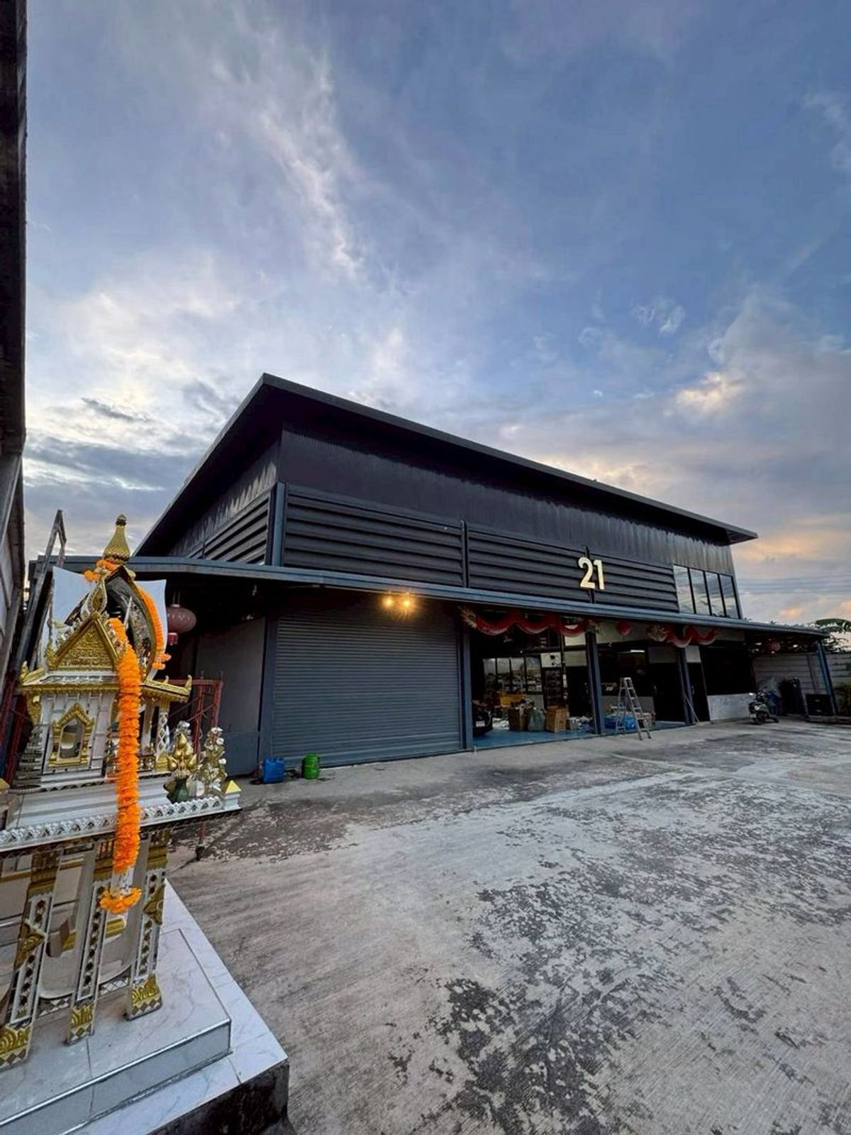 ให้เช่าโกดังปทุมธานี รังสิต ธรรมศาสตร์ : ขายโกดัง ปทุมธานี ย่านรังสิต (รหัสทรัยพ์TW4-331025)