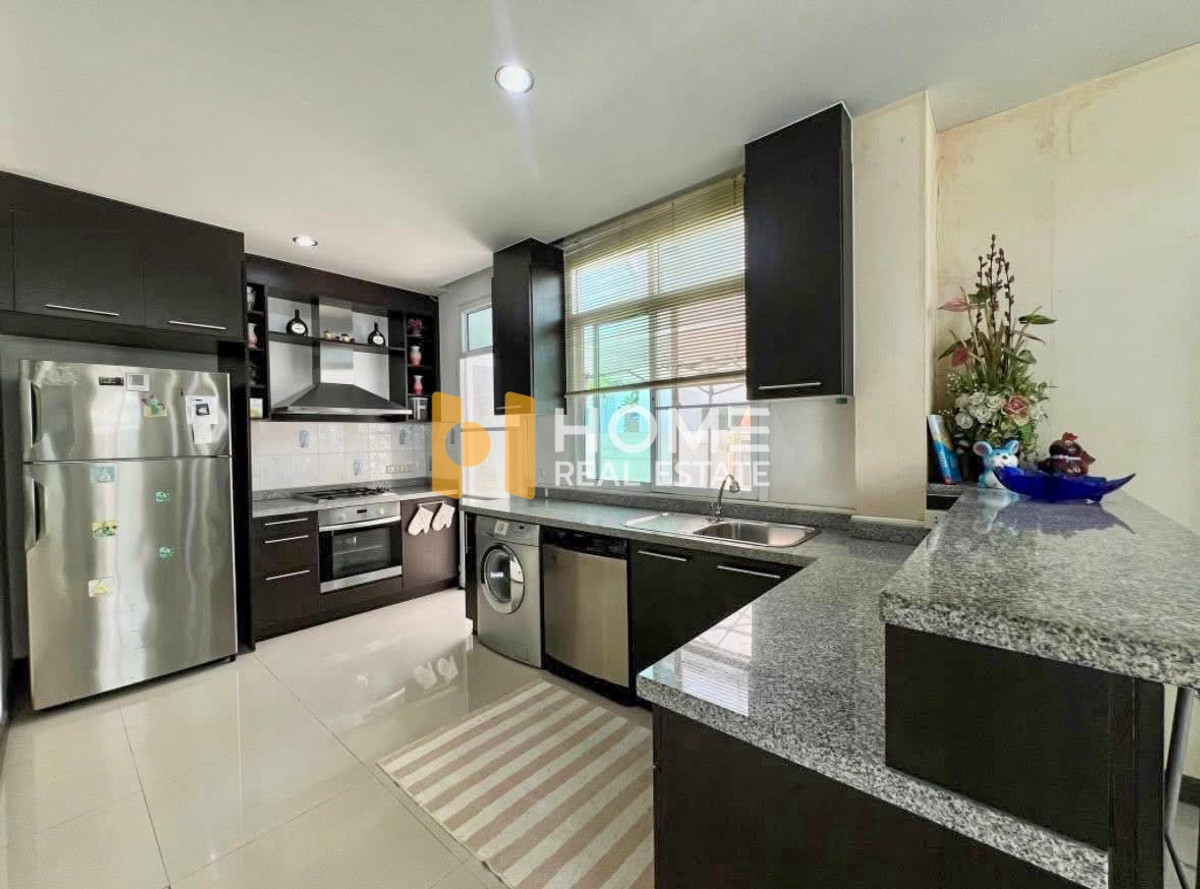 ขายบ้านพัทยา บางแสน ชลบุรี สัตหีบ : พูลวิลล่าติดทะเล 🏖️ บ้านเดี่ยว เฮอริเทจ วิลเลจ ศรีราชา / 4 ห้องนอน (ขาย), Heritage Village Sriracha / Detached House 4 Bedrooms (FOR SALE) YEAN014