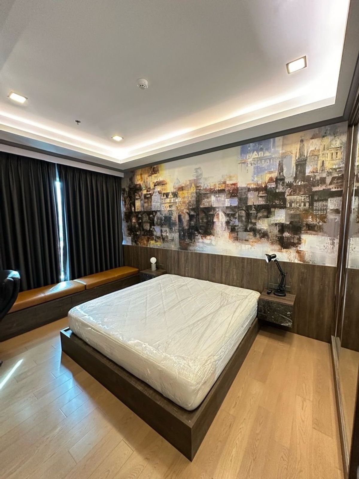 For RentCondoRatchathewi,Phayathai :  ★ Supalai Elite Phayathai ★ 61 sq m., 21st floor (1 bedroom, 1 bathroom), ★ near BTS Phayathai ★ near Central World, King Power Complex ★ Many amenities ★ Complete electrical appliances