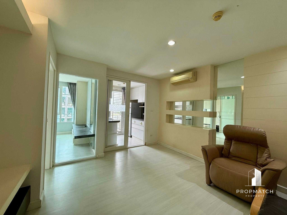 ให้เช่าคอนโด : ✨Flash Deal ✨The Bangkok Sathorn - Taksin( 1Bed 1Bath 42SQM.) แต่งครบพร้อมอยู่ !! เพียง 17,000บาทต่อเดือน Tel.0981315848 @propmatch