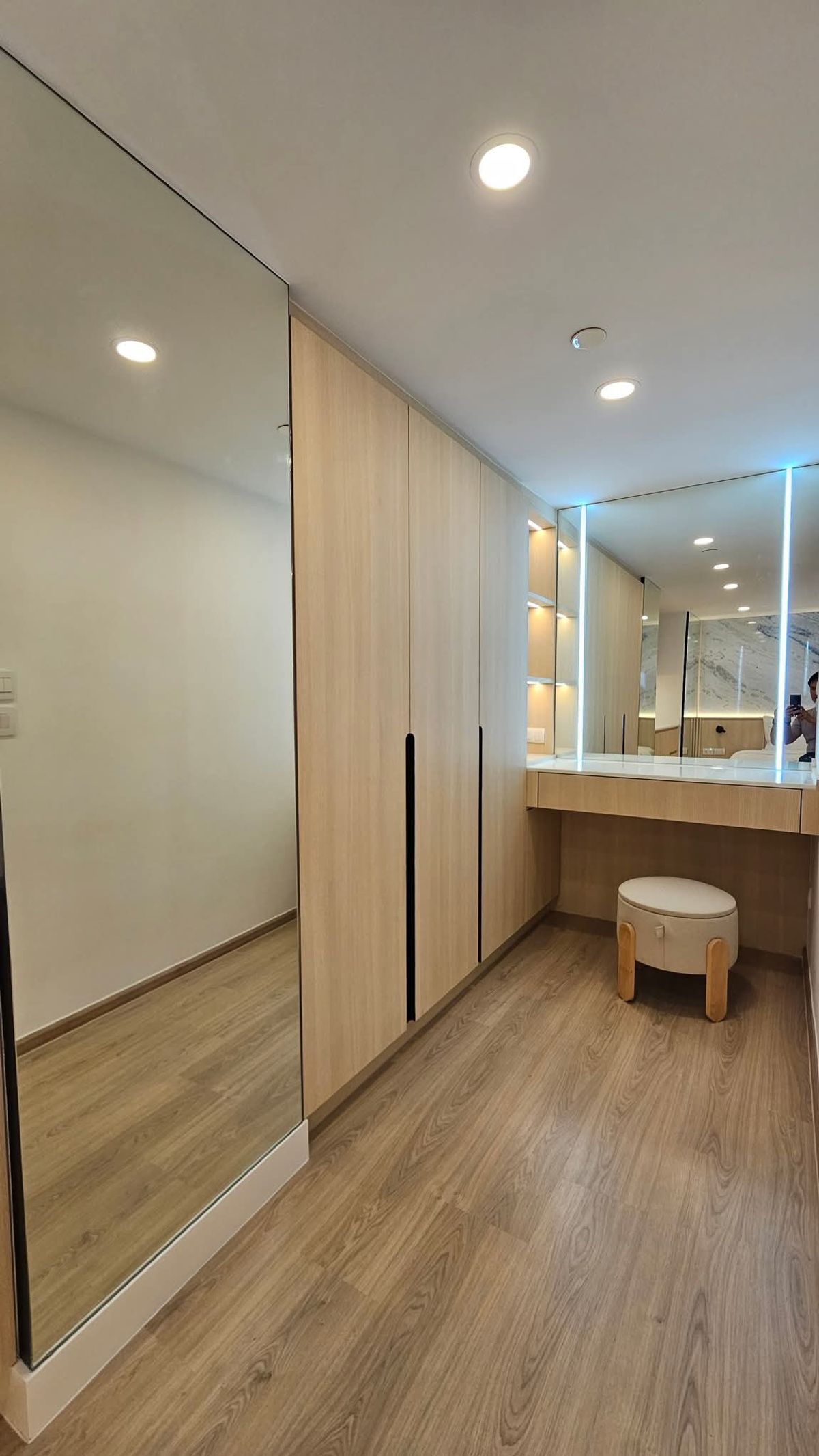 ให้เช่าคอนโดคลองเตย กล้วยน้ำไท : ให้เช่า 📍 Life Rama 4 - Asoke 📍 ใกล้ MRT ศูนย์สิริกิติ์ เฟอร์นิเจอร์ และ เครื่องใช้ไฟฟ้าครบ 