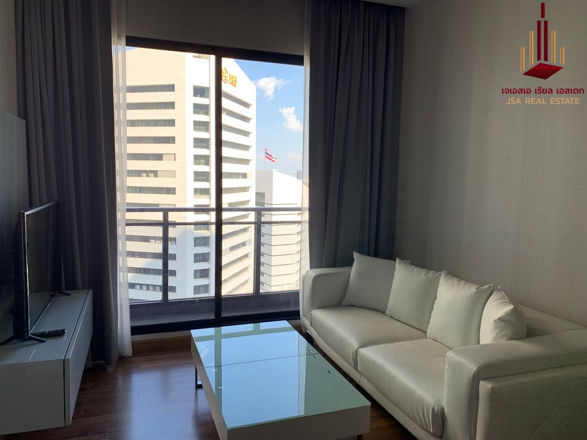 ให้เช่าคอนโดรัชดา ห้วยขวาง : ✨ For  Rent: IVY Ampio Condo ✨  💰 Only 25,000 THB/month