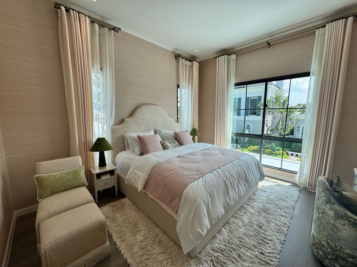 ขายบ้านบางนา แบริ่ง ลาซาล : ขายด่วน ราคาพิเศษสุด บ้านหรู เศรษฐสิริ บางนา กม.10  ราคา 29.9 ล้านบาท ติดต่อ 0869017364