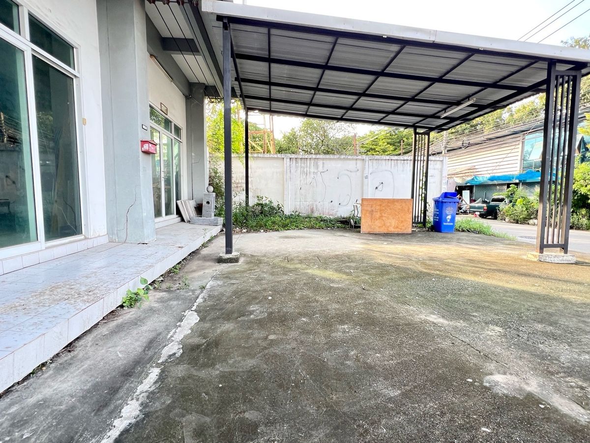 ขายอาคารพาณิชย์บางนา แบริ่ง ลาซาล : ขายถูกอาคารพาณิชย์ 2 คูหา 4 ชั้น 70 ตารางวา ใกล้ BTS แบริ่ง ทำเลดี เดินทางสะดวกหลายเส้นทาง