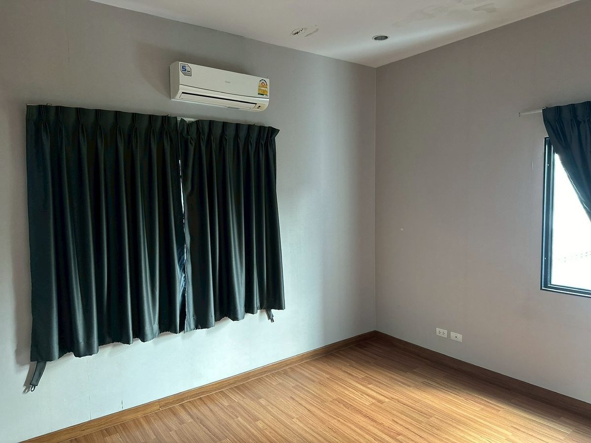 ขายบ้านลาดกระบัง สุวรรณภูมิ : วี ทู อ่อนนุช - พระราม 9 / 4 ห้องนอน (ขาย), We 2 Onnut - Rama 9 / 4 Bedrooms (FOR SALE) FON242