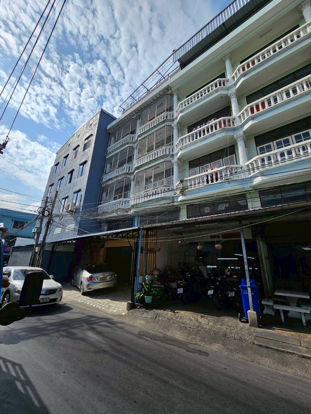 อาคารพาณิชย์พระราม 3 สาธุประดิษฐ์ : ขาย/ให้เช่าอาคารพานิชย์ 6 ชั้น 2 คูหา สาทร รีโนเวทใหม่พร้อมเข้าอยู่ (N.1906)