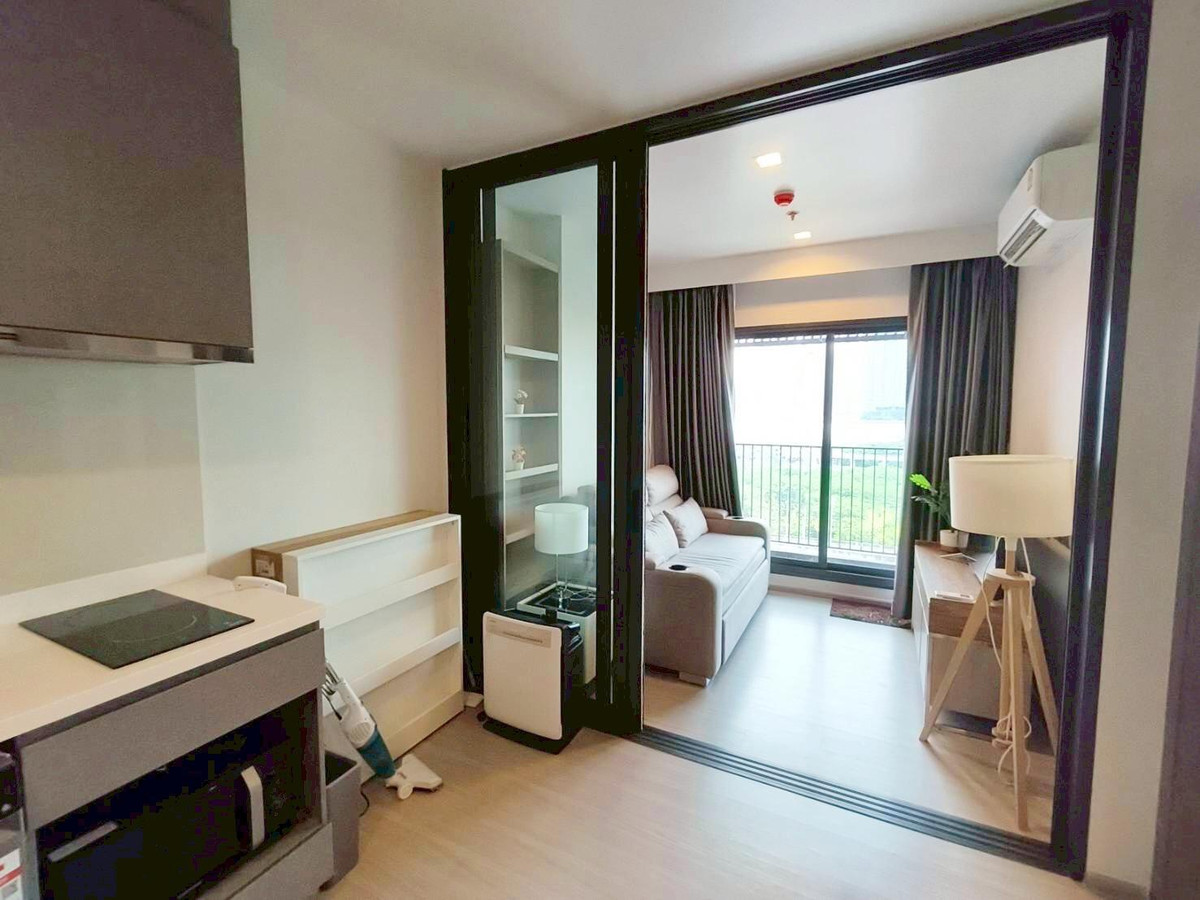 ให้เช่าคอนโดพระราม 9 เพชรบุรีตัดใหม่ RCA : ให้เช่า Life Asoke Hype 1 ห้องนอน 35 ตร.ม. ชั้น 11 เฟอร์ครบ