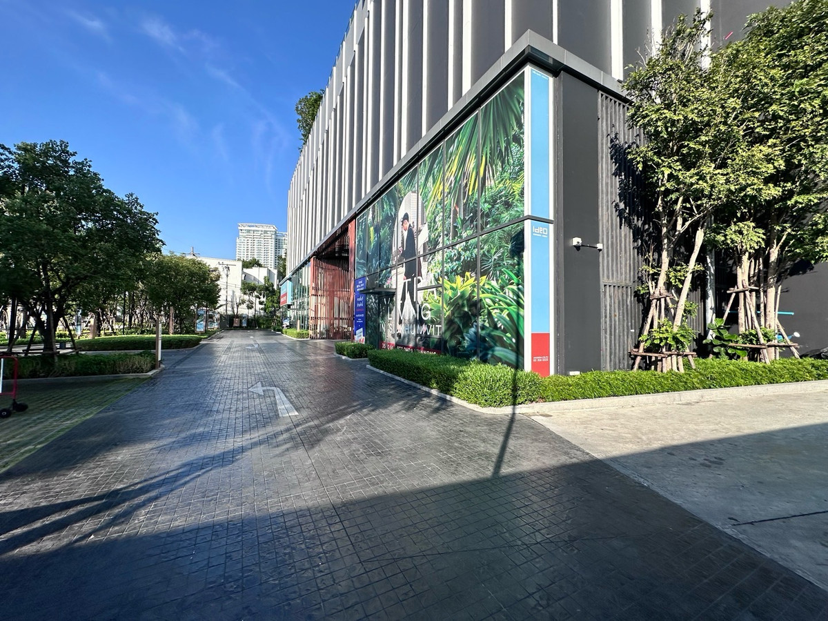 ขายร้านค้า/ตลาดนัดอ่อนนุช อุดมสุข : ขาย Shop Commercial Unit หน้าคอนโด IDEO Sukhumvit Rama 4 | 252.28 ตร.ม | 2 ชั้น | 082-4499822 แพรวา