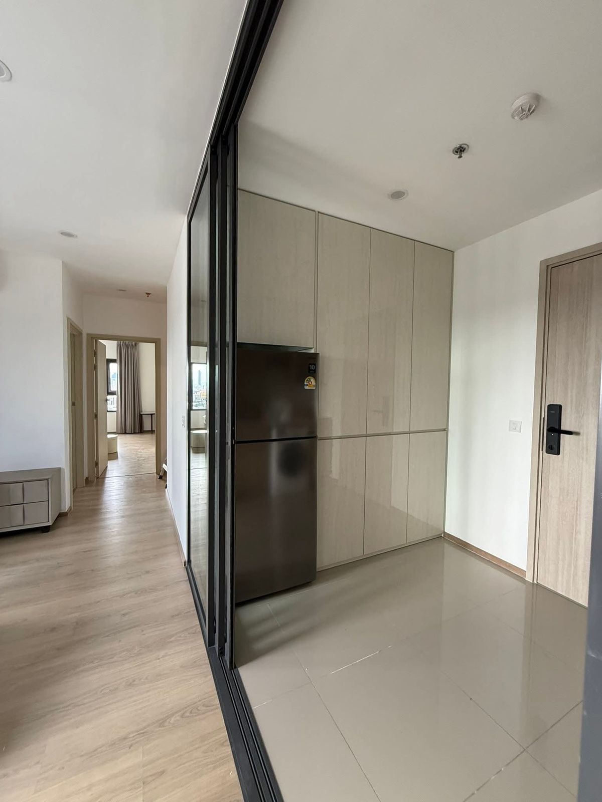 ให้เช่าคอนโดคลองเตย กล้วยน้ำไท : ให้เช่า 🔥 Life Rama 4 - Asoke 🔥 2 ห้องนอน 2 ห้องนอน เฟอร์นิเจอร์ และ เครื่องใช้ไฟฟ้าครบ ใกล้ MRT ศูนย์สิริกิติ์