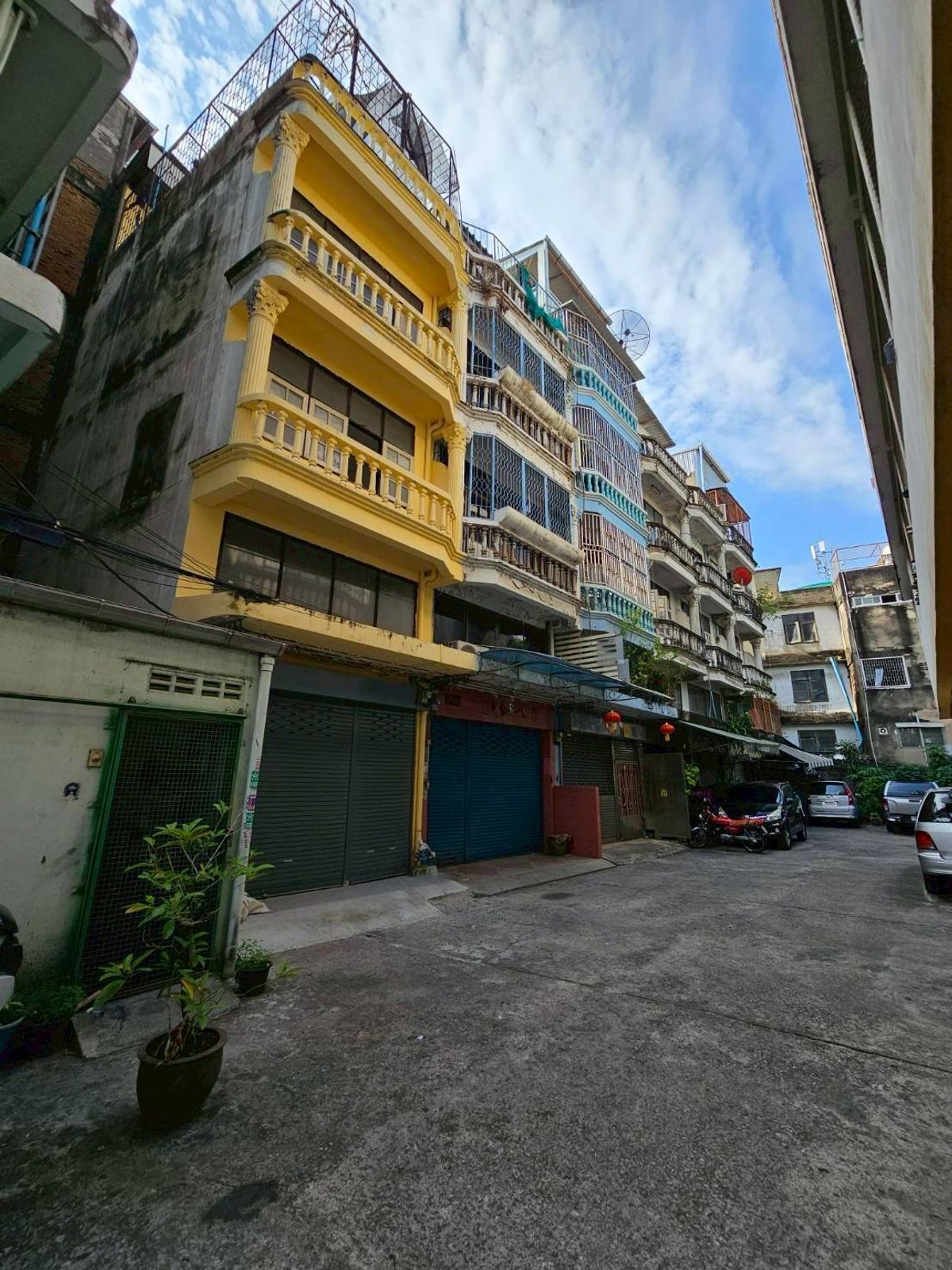 อาคารพาณิชย์พระราม 3 สาธุประดิษฐ์ : ขาย/ให้เช่าอาคารพาณิชย์ 5 ชั้น สาทร รีโนเวทใหม่ ทำเลดีใกล้แหล่งธุรกิจ (N.1907)