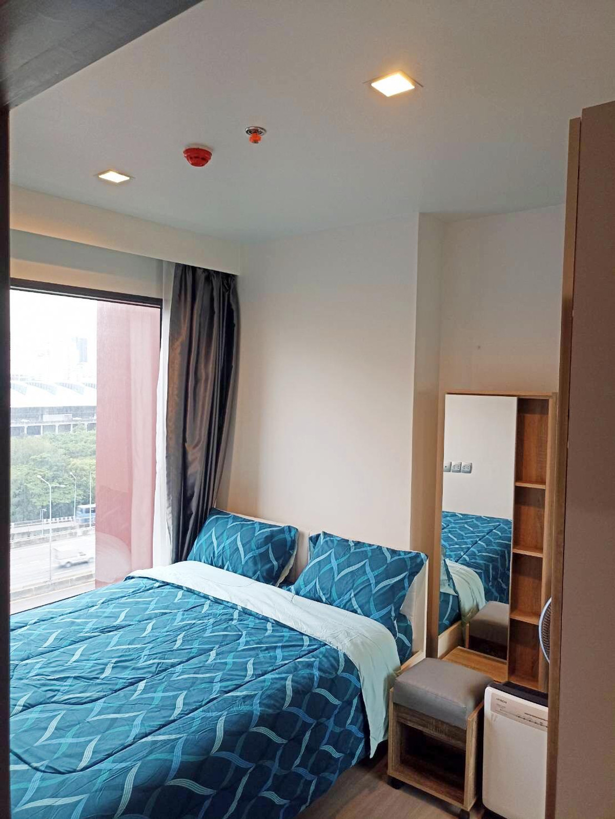 ให้เช่าคอนโดพระราม 9 เพชรบุรีตัดใหม่ RCA : ให้เช่า Life Asoke Hype 1 ห้องนอน 35 ตร.ม. ชั้น 11 เฟอร์ครบ