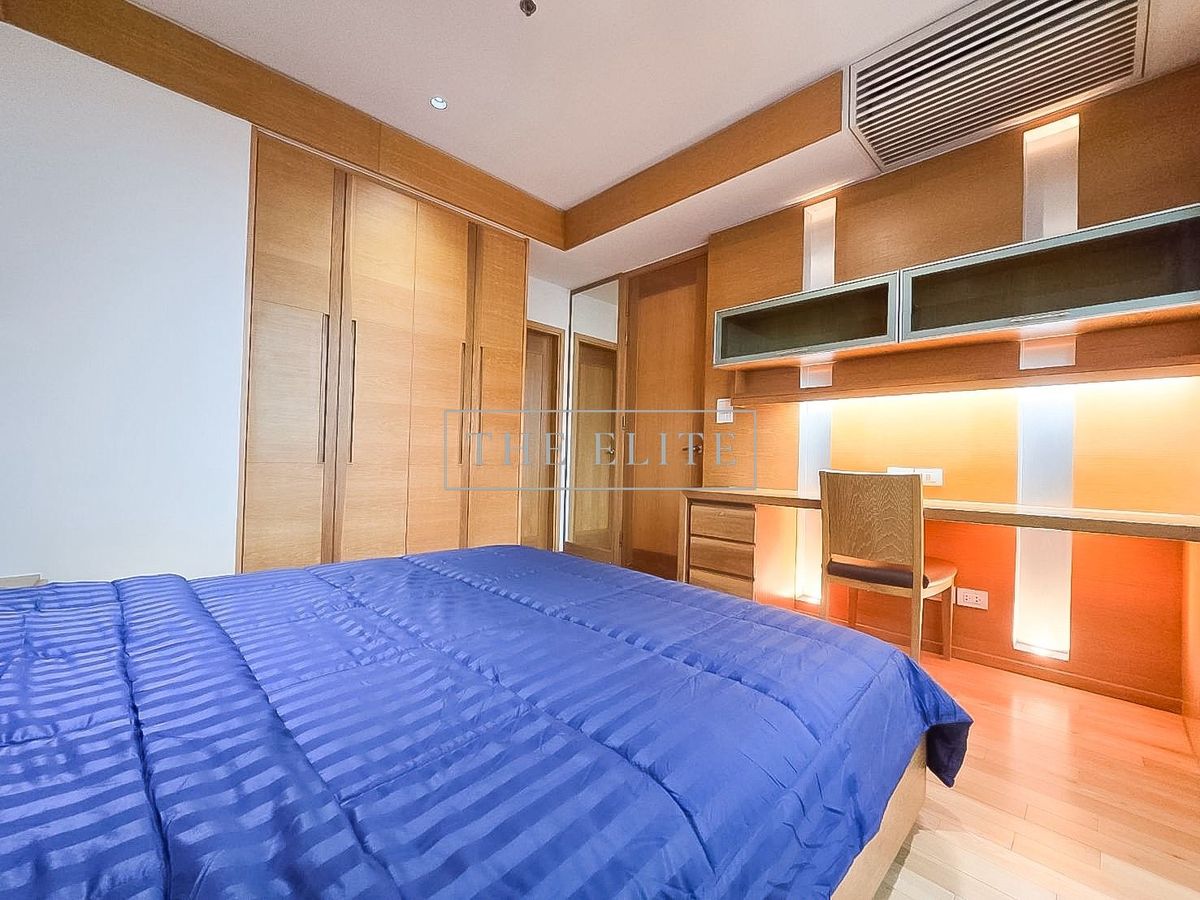 For SaleCondoSathorn, Narathiwat : ✨ Big room, fully decorated, all in one place, The Empire Place Sathorn, very good location. City view in the heart of the CBD, ready to occupy 💯