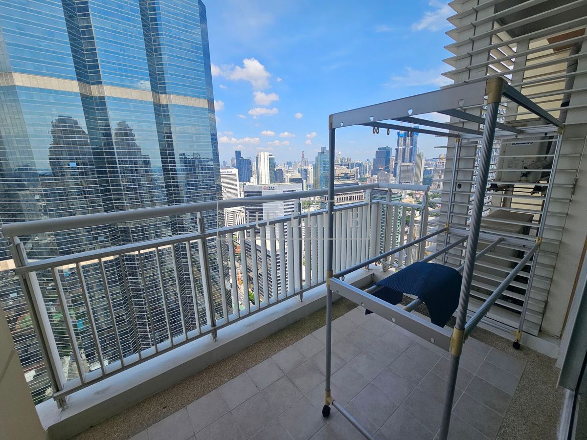 ให้เช่าคอนโดสาทร นราธิวาส : ✨ ใครหาห้องใหญ่แต่งครบต้องดู The Empire Place สาทร ห้องสวยพร้อมอยู่เลย ✔