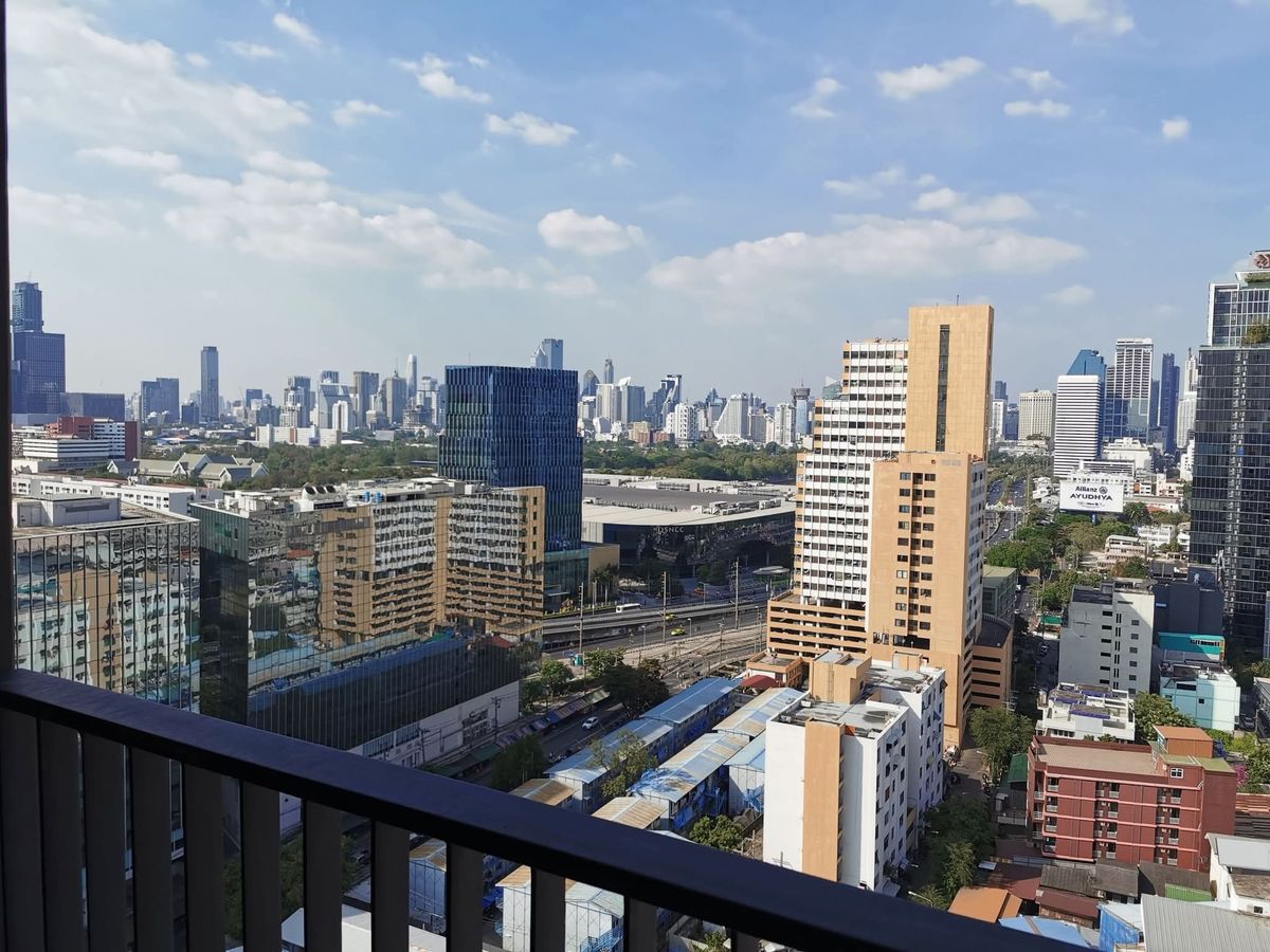 ให้เช่าคอนโดคลองเตย กล้วยน้ำไท : ให้เช่า 📍 Life Rama 4 - Asoke 📍 ใกล้ MRT ศูนย์สิริกิติ์ เฟอร์นิเจอร์ และ เครื่องใช้ไฟฟ้าครบ 