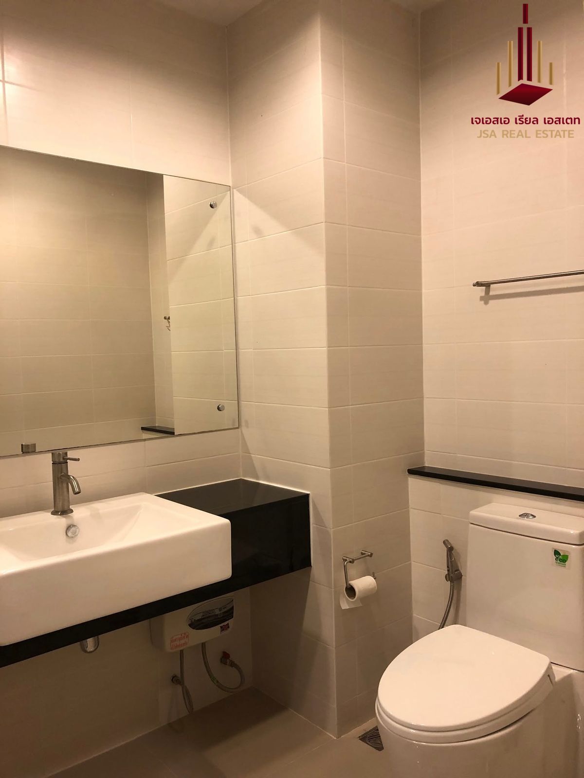 For RentCondoRatchadapisek, Huaikwang, Suttisan : ✨ For Rent: Ideo Ratchada - Huaikwang Condo ✨ 💰 Only 17,000 THB/month