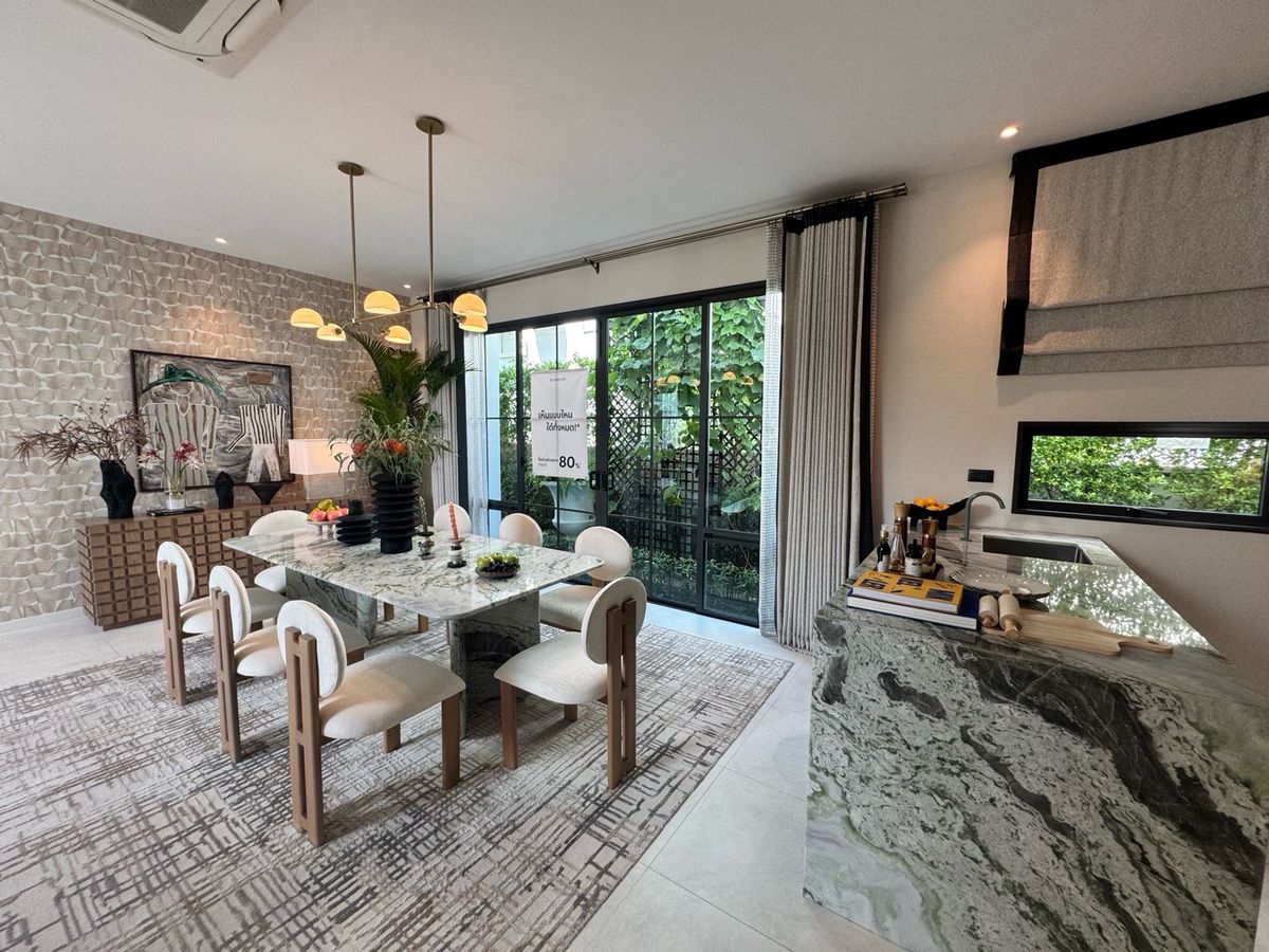 ขายบ้านบางนา แบริ่ง ลาซาล : ขายด่วน ราคาพิเศษสุด บ้านหรู เศรษฐสิริ บางนา กม.10  ราคา 29.9 ล้านบาท ติดต่อ 0869017364