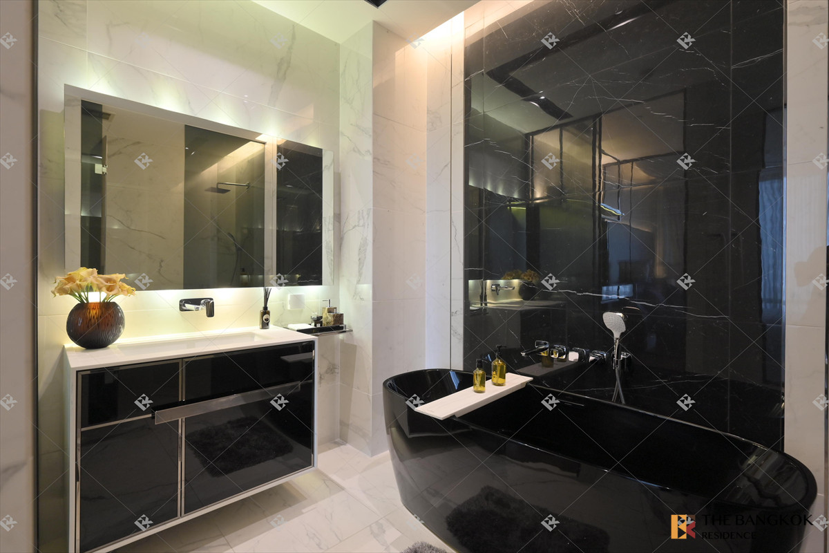 For SaleCondoSukhumvit, Asoke, Thonglor : ⚡Luxury Unit in the Heart of Thonglor Perfect for Every Lifestyle! The Bangkok Thonglor, near BTS Thong Lo