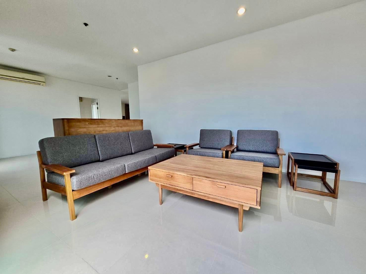 ให้เช่าคอนโดพระราม 9 เพชรบุรีตัดใหม่ RCA : 🔥Penthouse Villa Asoke Condo🔥rent 190K✨ 4 bedroom 6 bathroom High floor🏙️