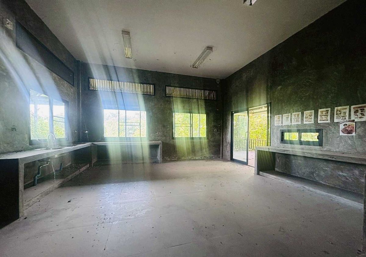 โกดังพัทยา บางแสน ชลบุรี สัตหีบ : ขายและให้เช่า โกดังเก็บสินค้าขนาด 800 ตร.ม ใกล้ นิคมอมตะนคร