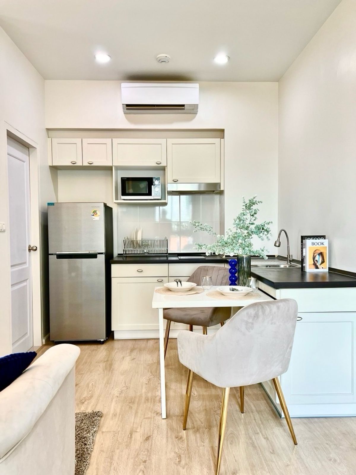 ให้เช่าคอนโดพัฒนาการ ศรีนครินทร์ : 🔥ให้เช่าด่วน 🔥S1 Rama9 ห้องรีโนเวทใหม่ เฟอร์นิเจอร์ครบ พร้อมเข้าอยู่ ❗