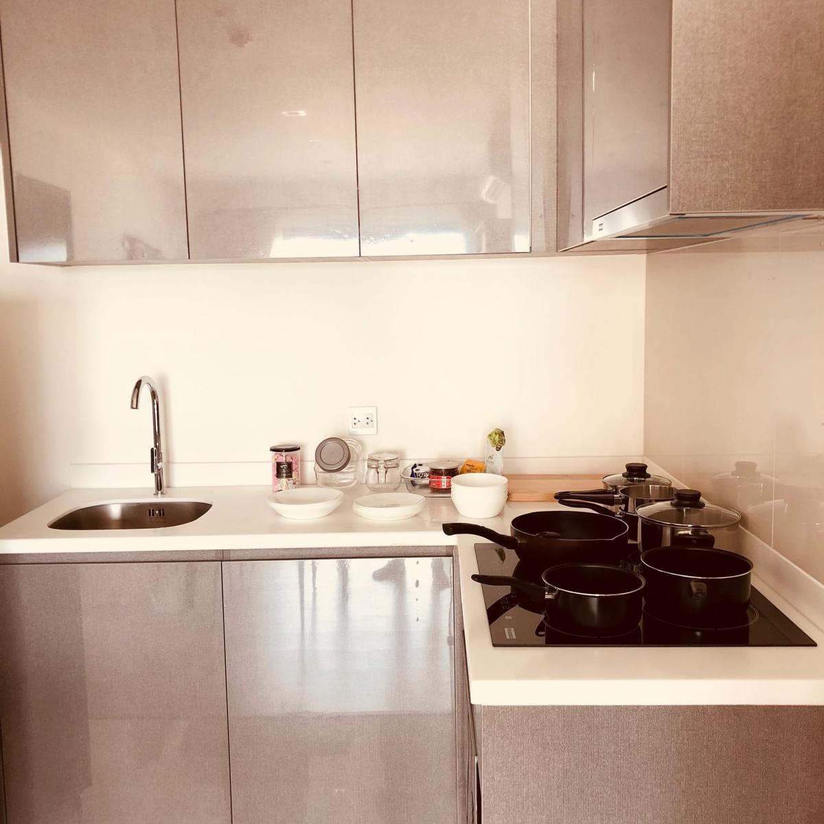 For SaleCondoRatchathewi,Phayathai : 03/04/2026, Condo RHYTHM Rangnam 2 bedrooms near BTS Ratchayothin
For sale at 12 million, rent at 45,000 with complete facilities! 0642748883