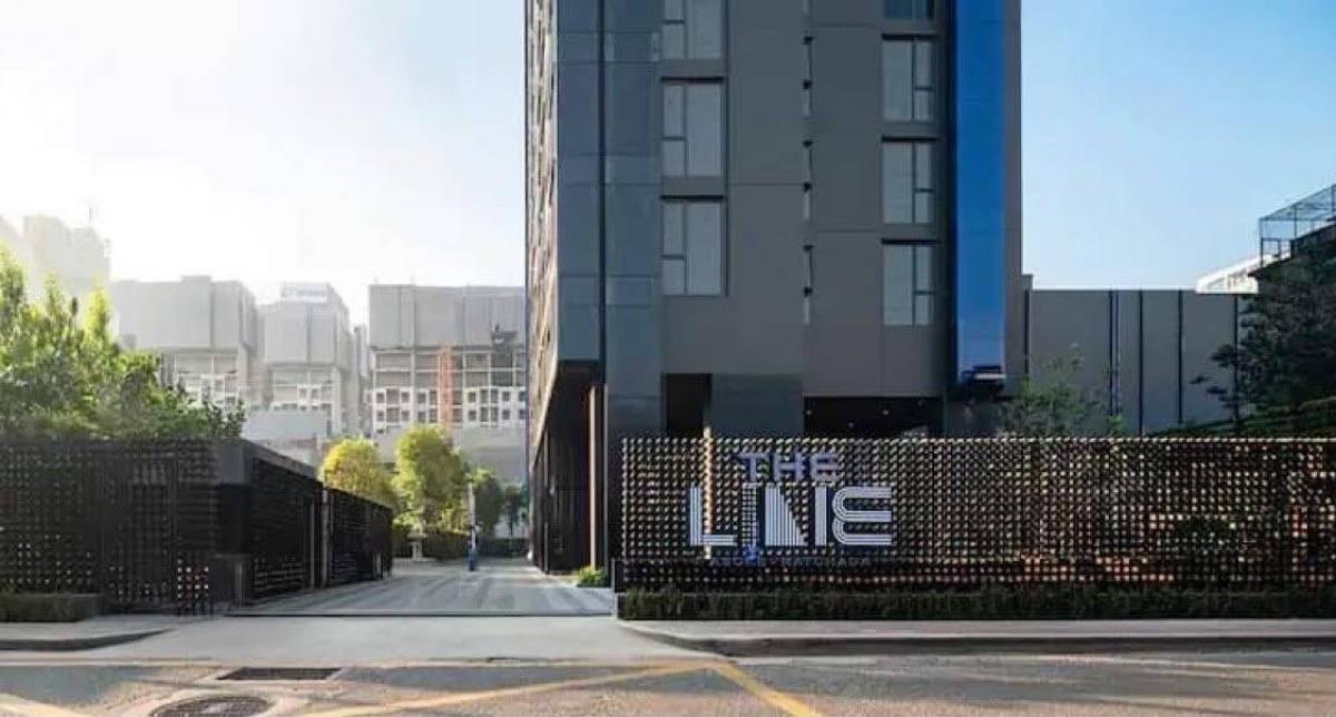 ขายคอนโดบางแค เพชรเกษม : 03/04/2026, รวมค่าโอนคอนโด THE LINE Asoke-Ratchada 
ชีวิตใจกลางเมือง ใกล้ MRT พระราม 9 เพียง 350 ม. 0642748883