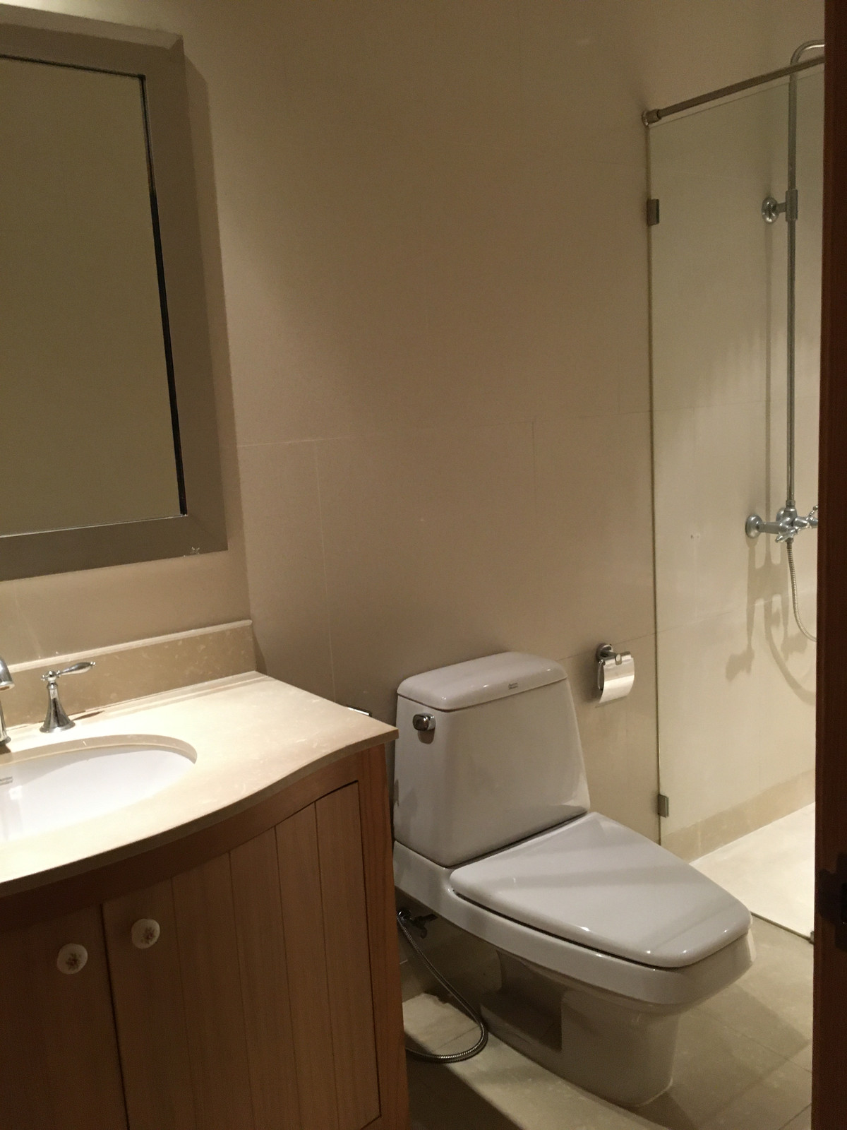 For RentCondoSathorn, Narathiwat : For Rent Condo The Empire Place fully furnished (S15-29798)