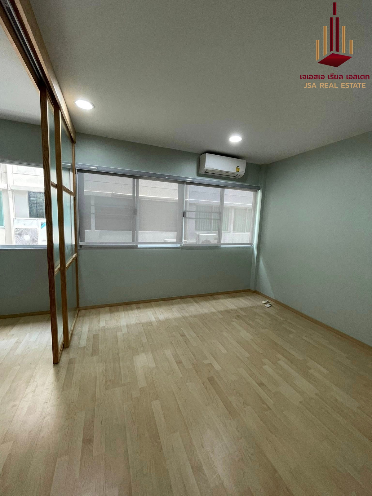 For RentTownhomePattanakan, Srinakarin : ✨ For Rent: NOBLE CUBE PATTANAKARN ✨ 💰 Only 45,000 THB/month