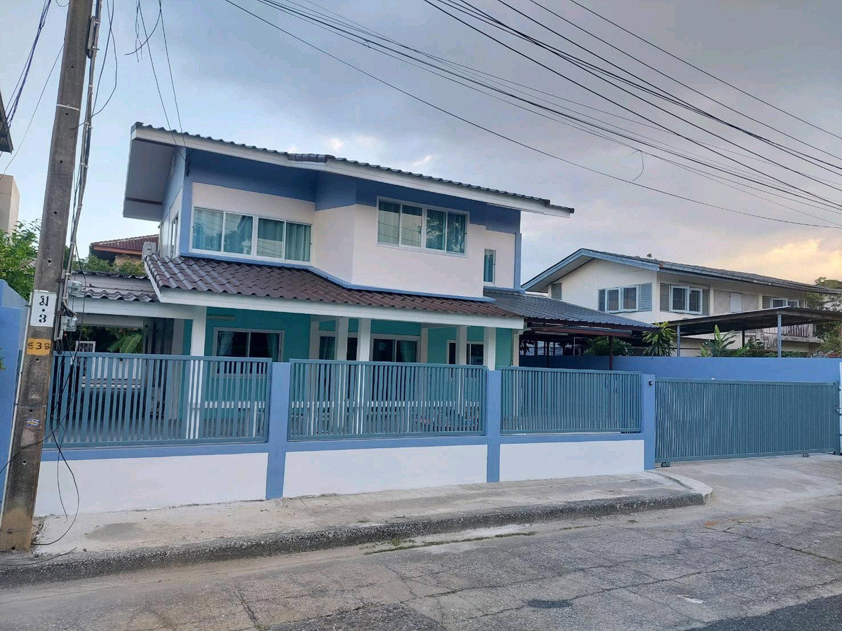 ให้เช่าบ้านเสรีไทย-นิด้า : บ้านเดี่ยวหลังใหญ่ บรรยากาศร่มรื่นย่านเสรีไทย 