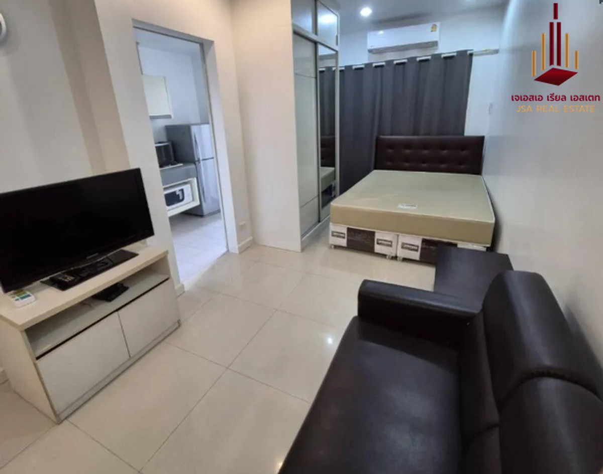 For SaleCondoWongwianyai, Charoennakor : ✨ For Sale: Q House Sathorn Condo ✨ 💰 Only 3,300,000 THB