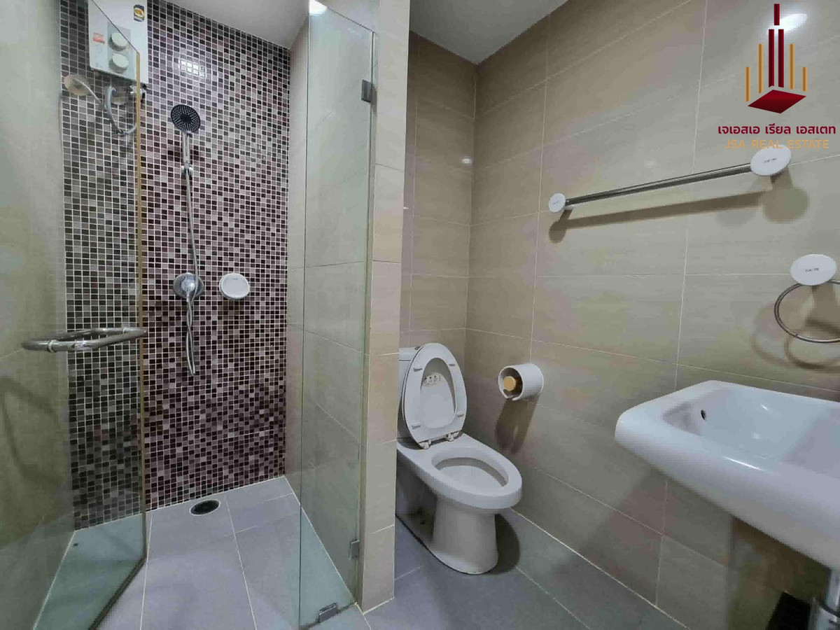 For SaleCondoOnnut, Udomsuk : ✨ For Sale: Sense Sukhumvit 68 Condo ✨ 💰 Only 1,980,000 THB