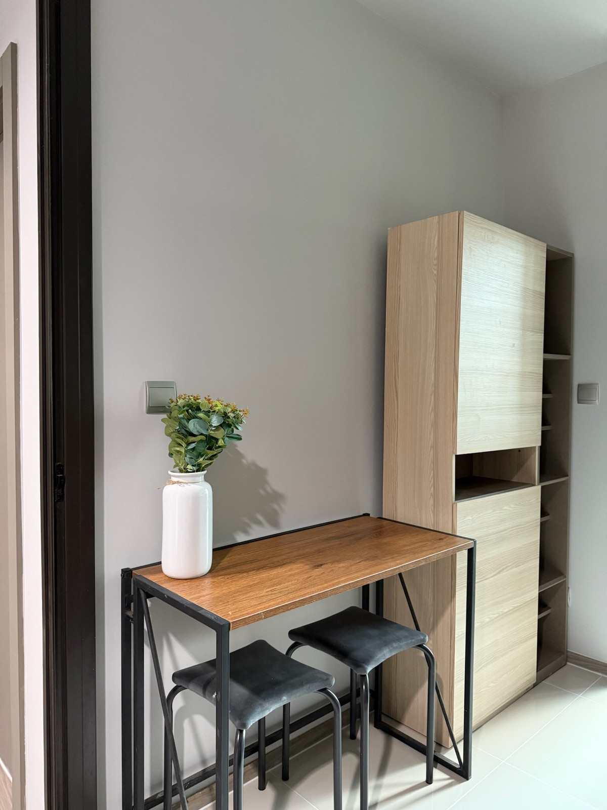 ขายคอนโดพระราม 9 เพชรบุรีตัดใหม่ RCA : Life Asoke - Rama 9 / 1 Bedroom (FOR SALE), ไลฟ์ อโศก - พระราม 9 / 1 ห้องนอน (ขาย) TARN191 