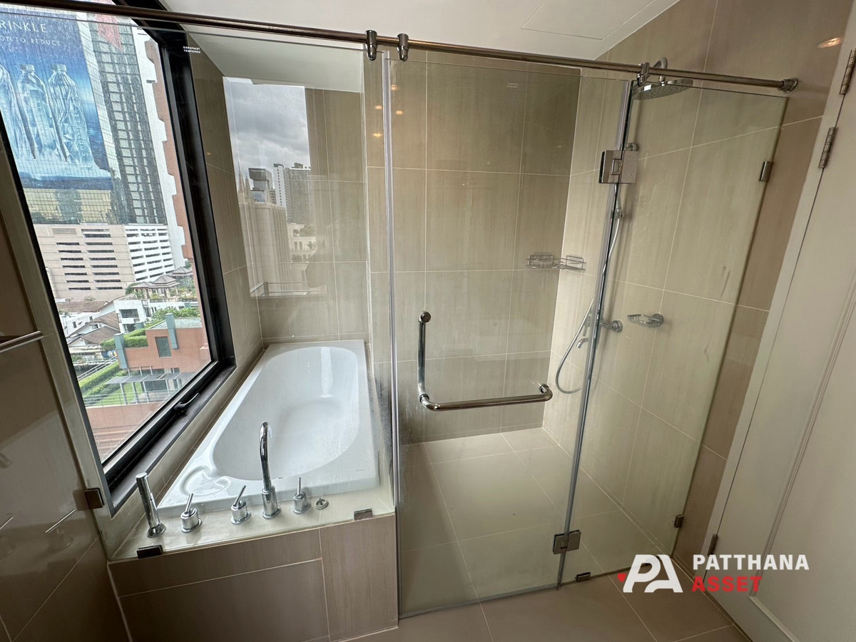 ขายคอนโดพระราม 9 เพชรบุรีตัดใหม่ RCA : ขาย 2ห้องนอน ใหม่ ไม่เคยอยู่ ทำเล อโศก เพชรบุรี ใกล้แหล่งออฟฟิศ โรงเรียน เดินทางสะดวกทั้ง MRT Airport-link และทางด่วน  