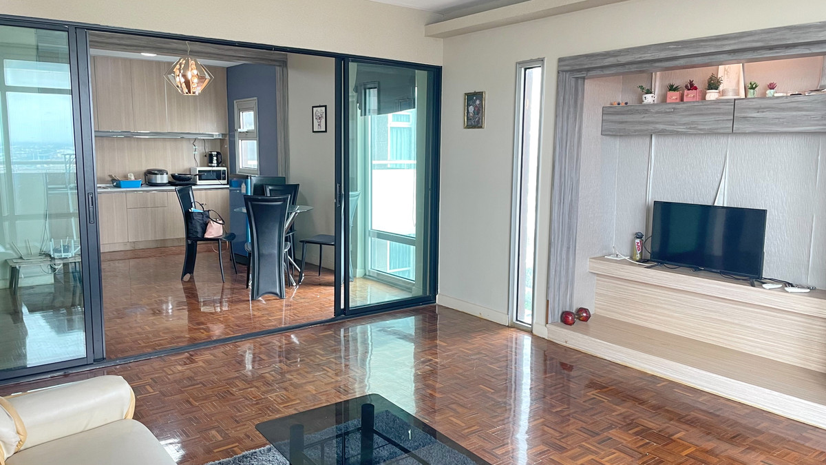 ให้เช่าคอนโดแจ้งวัฒนะ เมืองทอง : ให้เช่า ริเวียร่าอัพคอนโด ห้องมุมเมืองทอง  2 ห้องนอน 2 ห้องน้ำ