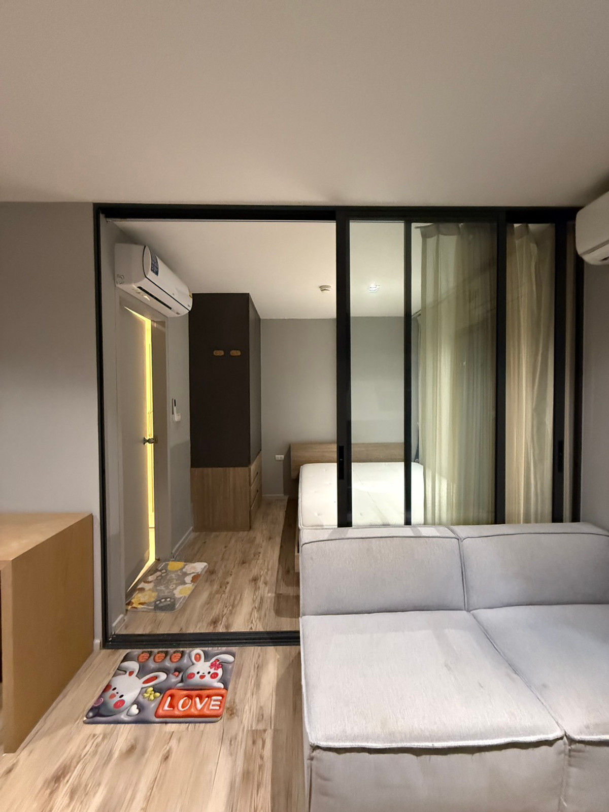 For SaleCondoBangna, Bearing, Lasalle : Condo for sale, Aspen Lasalle, beautiful room, complete with electrical appliances, furniture.