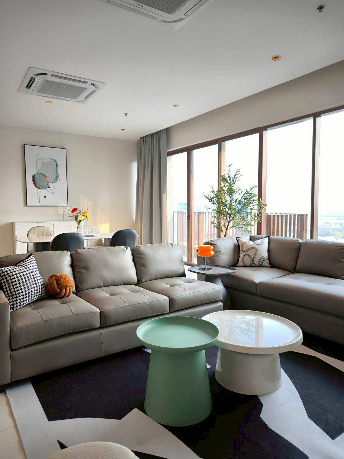 For SaleCondoSukhumvit, Asoke, Thonglor : The Emporio Place 3-Bed Fully Furnished 