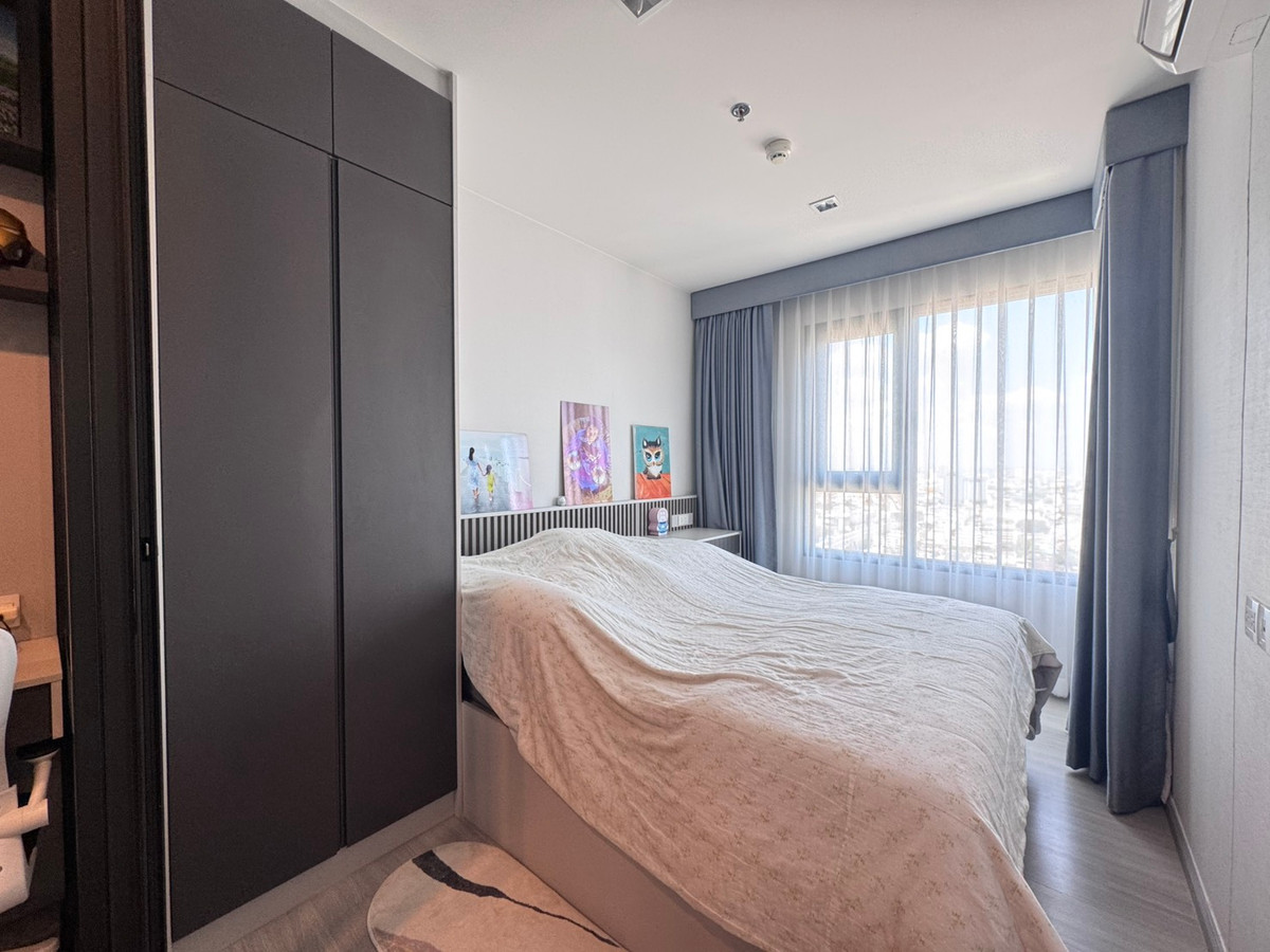 ขายคอนโดท่าพระ ตลาดพลู วุฒากาศ : ขายด่วน Life Sathorn Sierra 1 bedroom + 1 workingroom ห้องสวย วิวโล่ง นัดชมได้ครับ