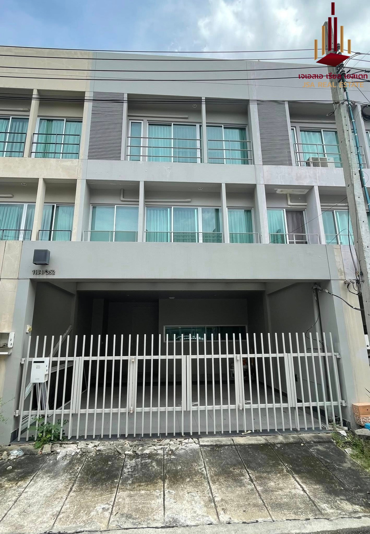 ให้เช่าทาวน์โฮมพัฒนาการ ศรีนครินทร์ : ✨ For Rent: NOBLE CUBE PATTANAKARN ✨  💰 Only 45,000 THB/month