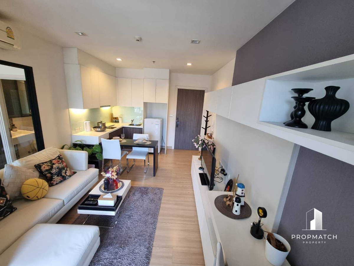ให้เช่าคอนโดวงเวียนใหญ่ เจริญนคร : ✨Flash Deal ✨Urbano Absolute Sathon-Taksin( 1Bed 1Bath 38SQM.) แต่งครบพร้อมอยู่ !! เพียง 19,000บาทต่อเดือน Tel.0981315848 @propmatch
