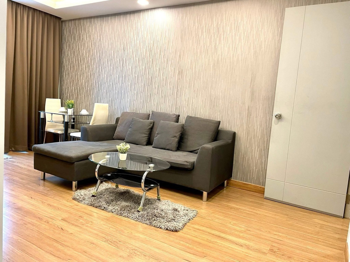 For RentCondoRama9, Petchburi, RCA : A 2 bedrooms 2 bathrooms unit located in Thonglor for rent. best price ✨