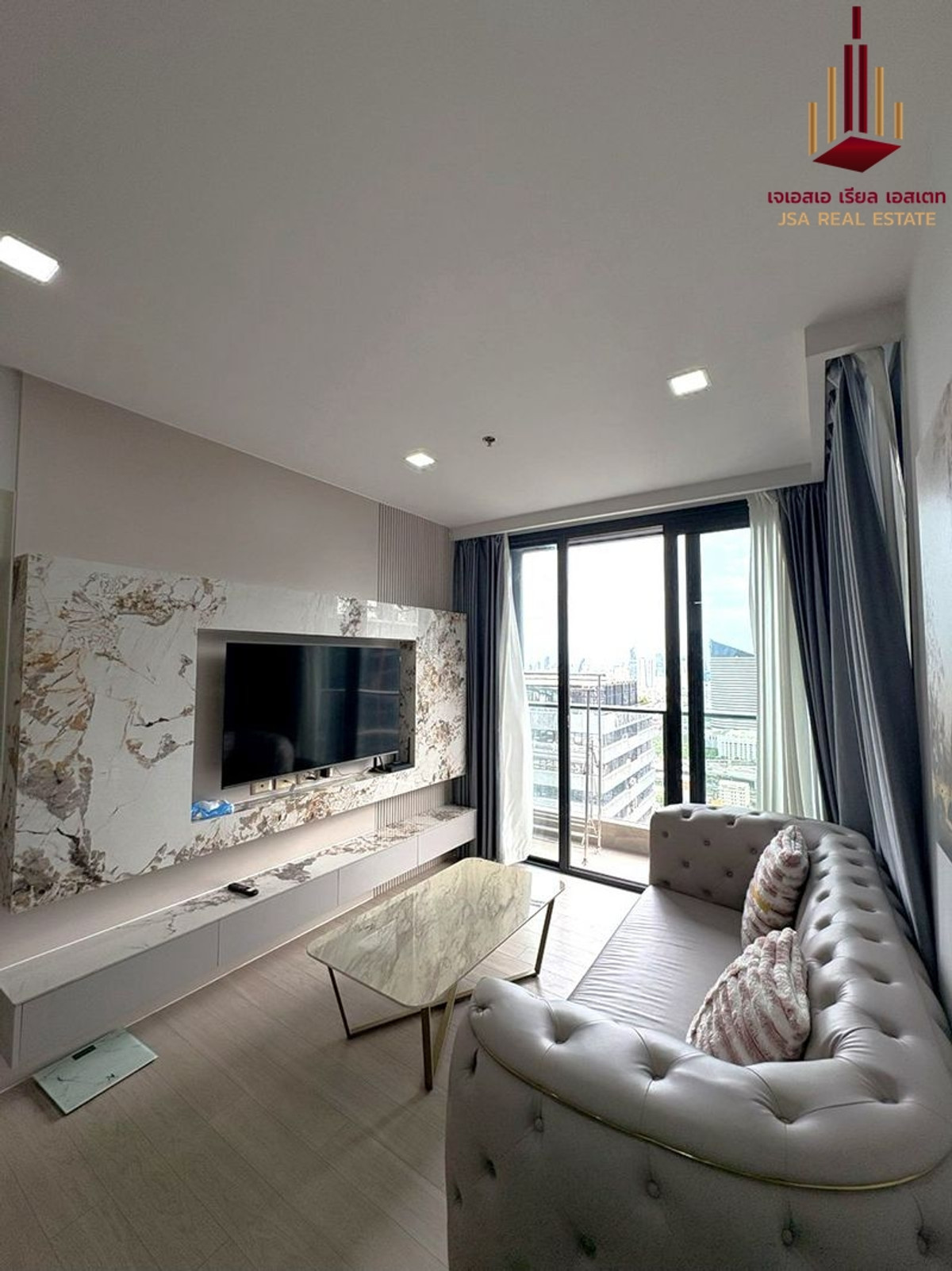 ขายคอนโดพระราม 9 เพชรบุรีตัดใหม่ RCA : ✨ For Sale : One9Five Asoke - Rama 9 Condo ✨  💰 only 13,950,000 thb