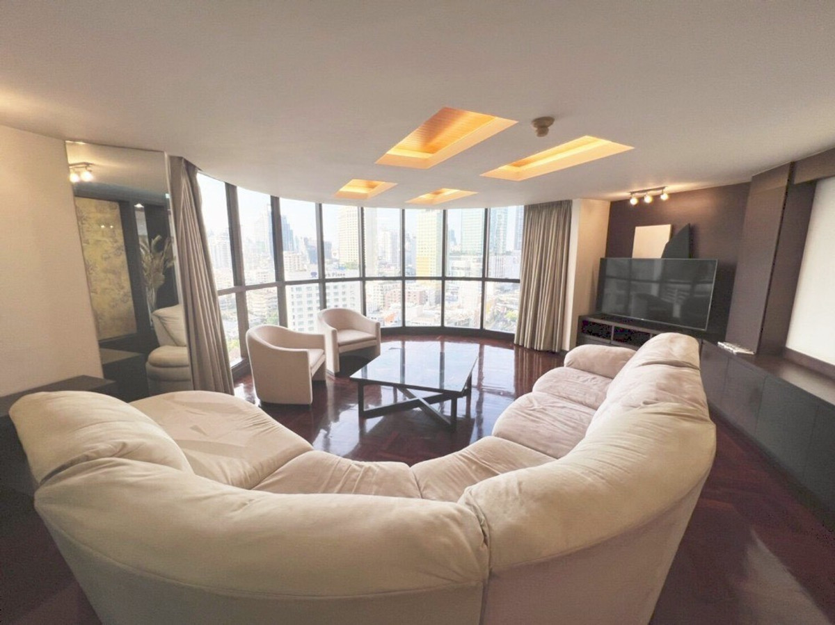 ให้เช่าคอนโดคลองเตย กล้วยน้ำไท :  ► Spacious Condo ◄ ชั้น 15+ ขนาด 319.00 ตร.ม. | 4 ห้องนอน 4 ห้องน้ำ 2 ที่จอดรถ | ใกล้ BTS Asok Station
