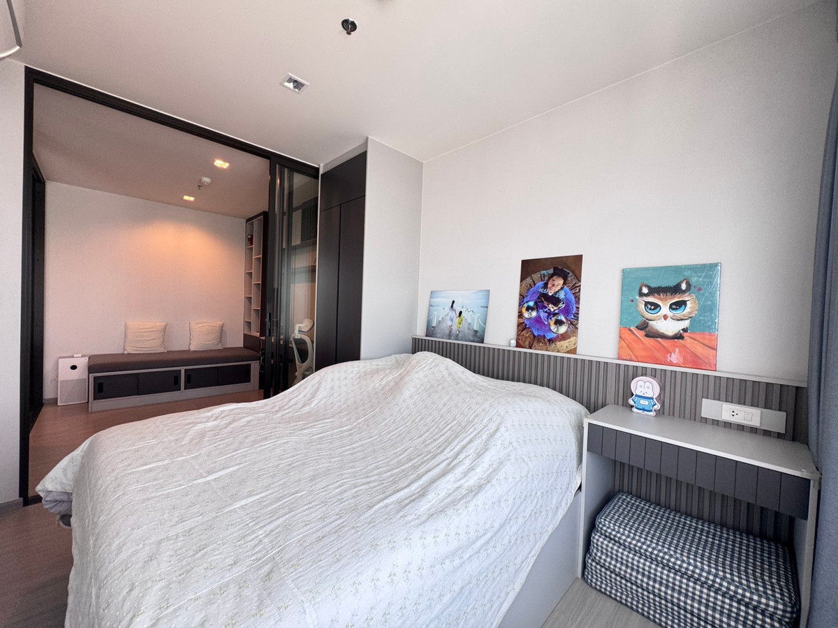 ขายคอนโดท่าพระ ตลาดพลู วุฒากาศ : ขายด่วน Life Sathorn Sierra 1 bedroom + 1 workingroom ห้องสวย วิวโล่ง นัดชมได้ครับ