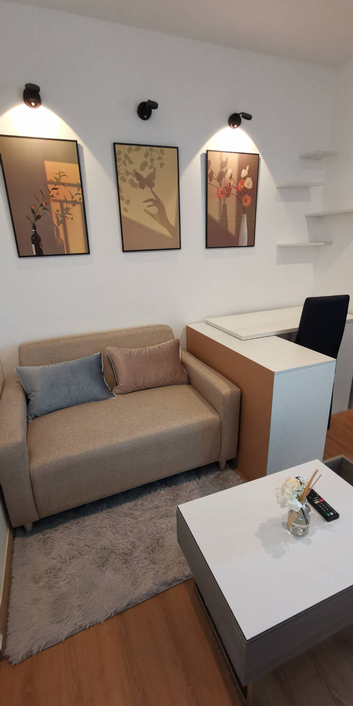 For RentCondoChaengwatana, Muangthong : Newly renovated room for rent, beautifully decorated, fully furnished, The Prop Chaengwattana 12 Condo, near the Pink BTS.