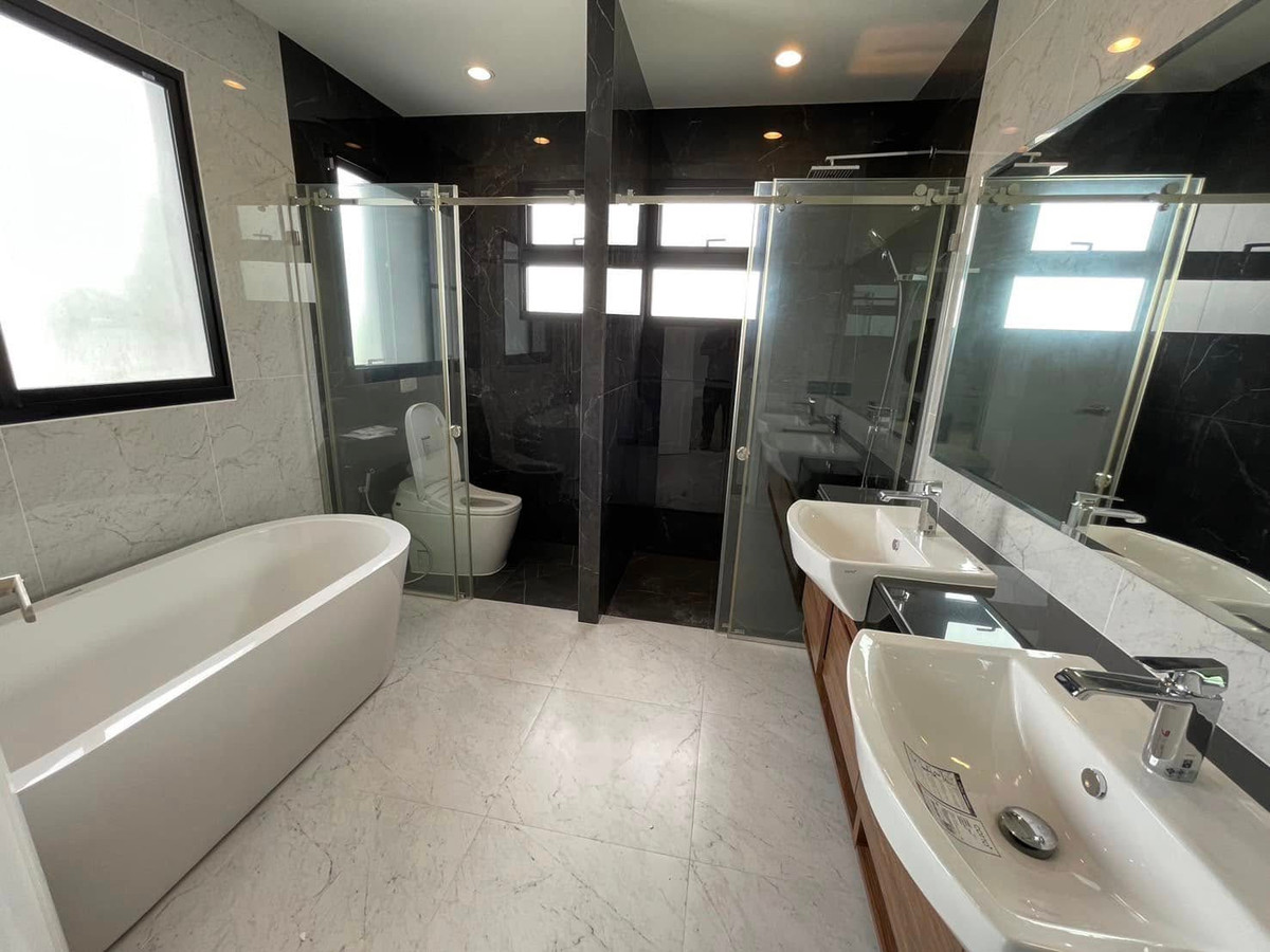 For SaleHousePhutthamonthon, Salaya : Luxury house Supalai Elegance Borommaratchachonnani 121