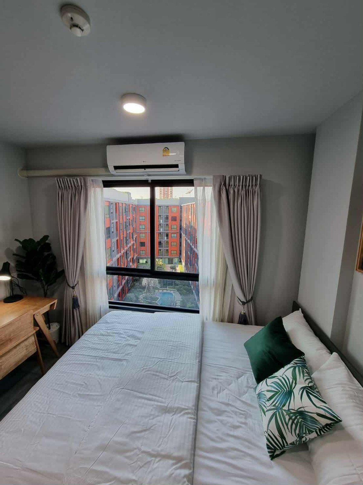 For RentCondoRama9, Petchburi, RCA : For rent ✨ Monte Rama 9 ✨ Fully furnished and equipped with appliances, near ARL Ramkhamhaeng