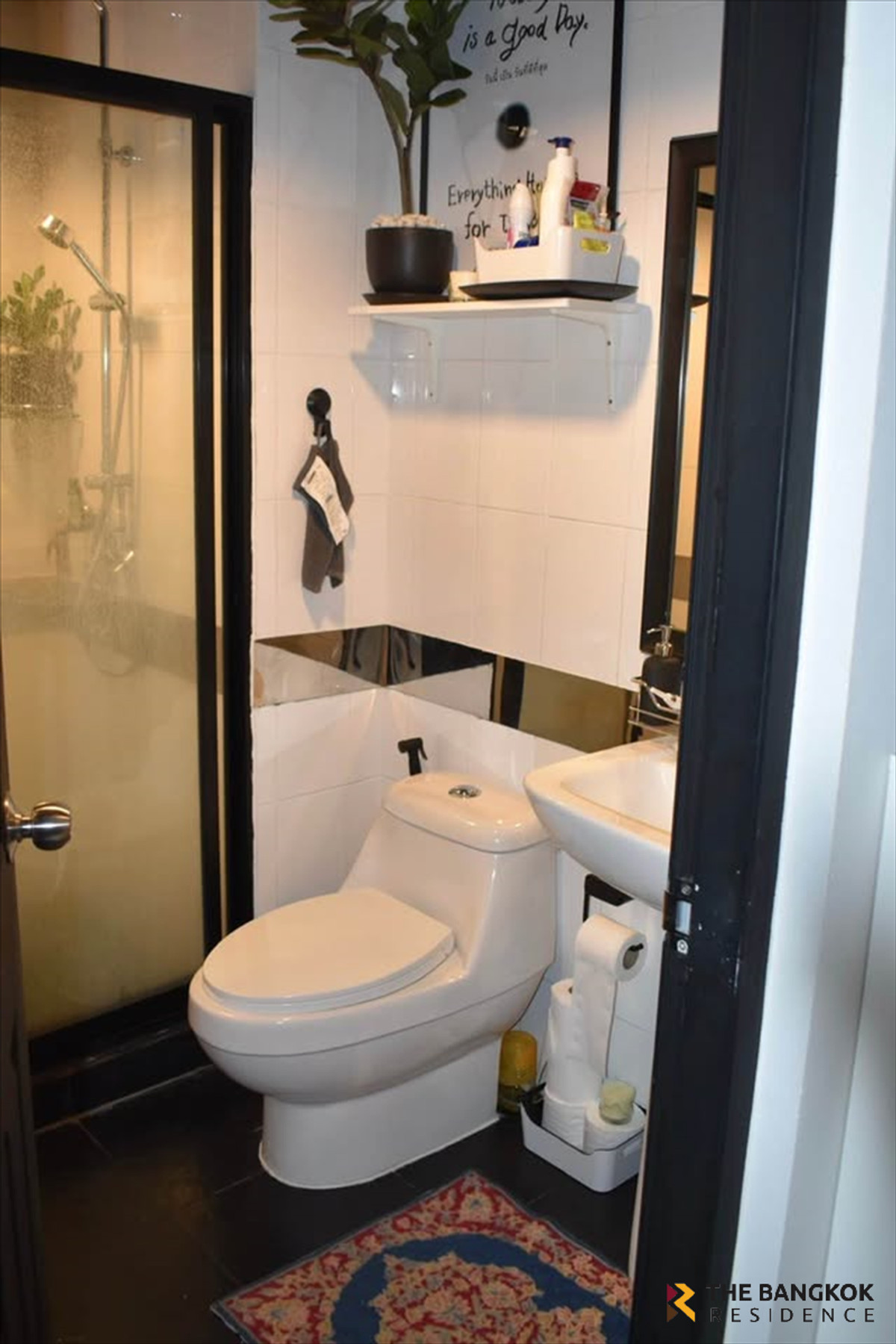 ขายทาวน์โฮมเลียบทางด่วนรามอินทรา : ขายด่วน! ทาวน์โฮม 3 ชั้น Casa City สุคนธสวัสดิ์ ตกแต่งสไตล์ Modern Loft