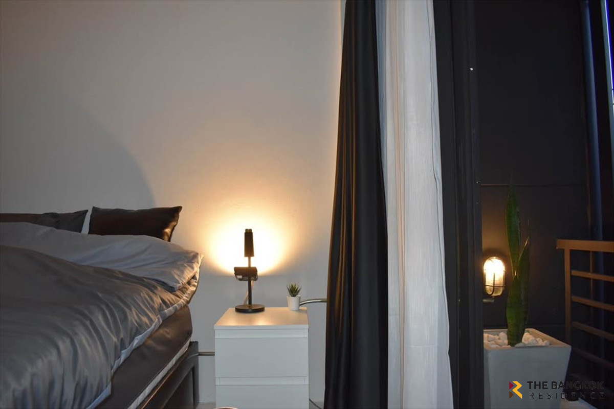 ขายทาวน์โฮมเลียบทางด่วนรามอินทรา : ขายด่วน! ทาวน์โฮม 3 ชั้น Casa City สุคนธสวัสดิ์ ตกแต่งสไตล์ Modern Loft