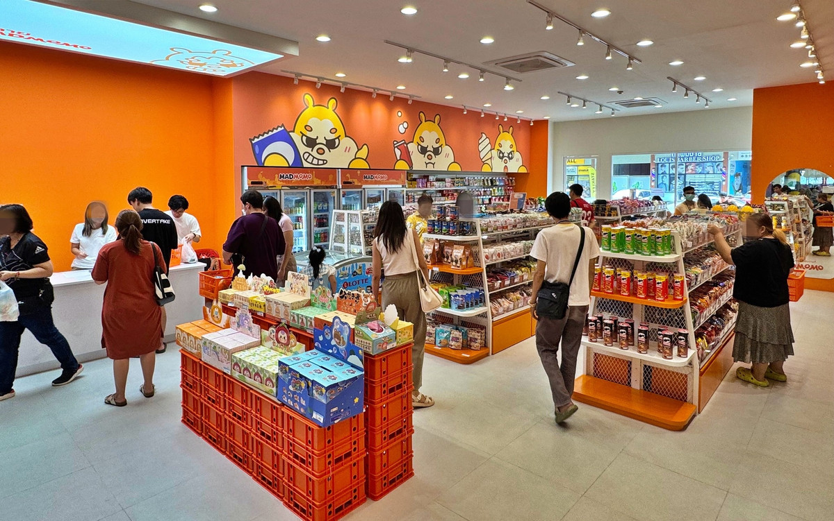 For LeaseholdRetail SpaceNakhon Pathom : Shop for rent, fully furnished, in The 4 Salaya, Nakhon Pathom, next to a famous shop, ground floor, ready to open immediately. The rent is very cheap.